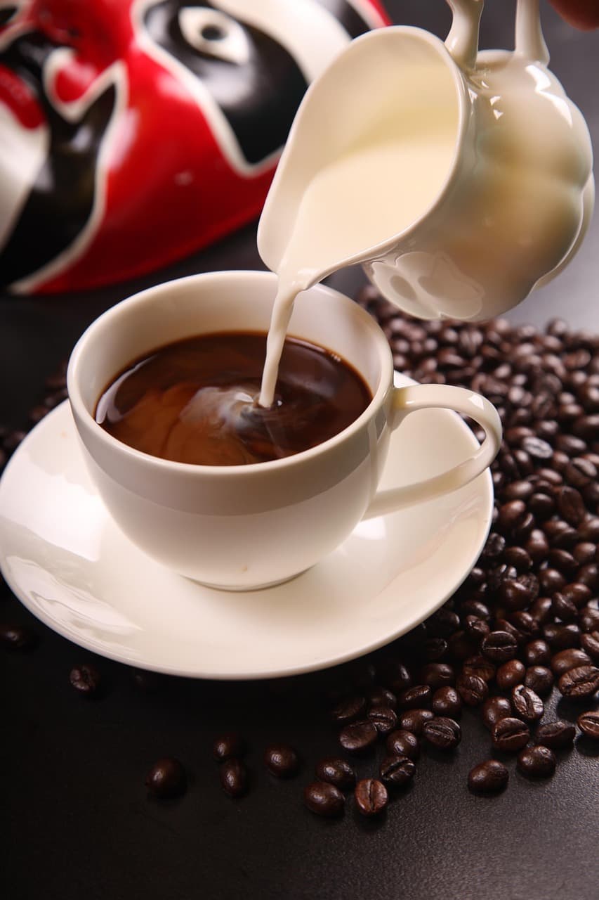 Coffee Pouring